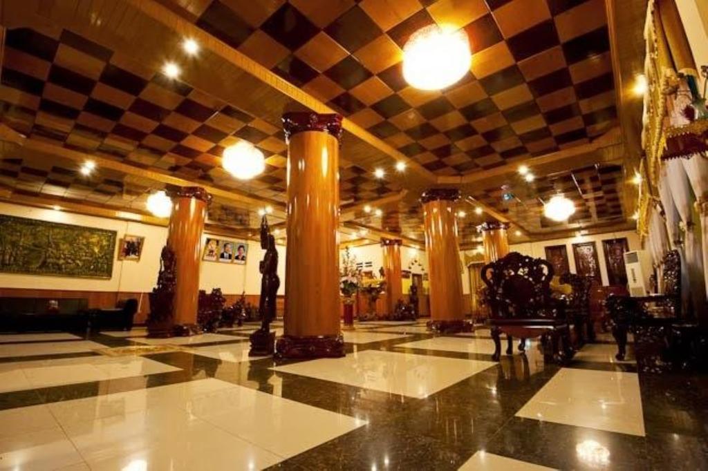Mittapheap Hotel Kampot Exterior photo